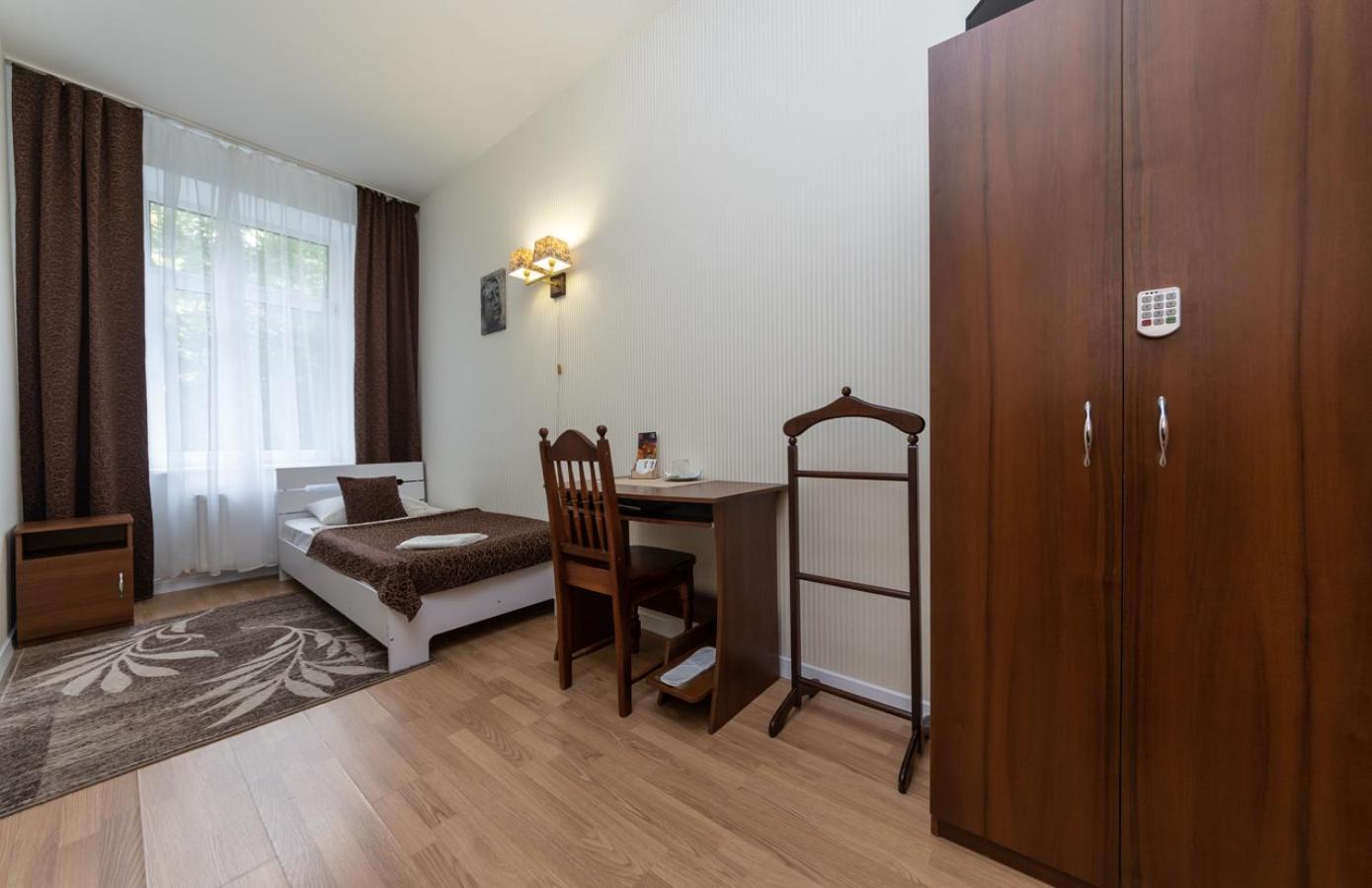 Mini-Hotel Guest Residence キエフ エクステリア 写真