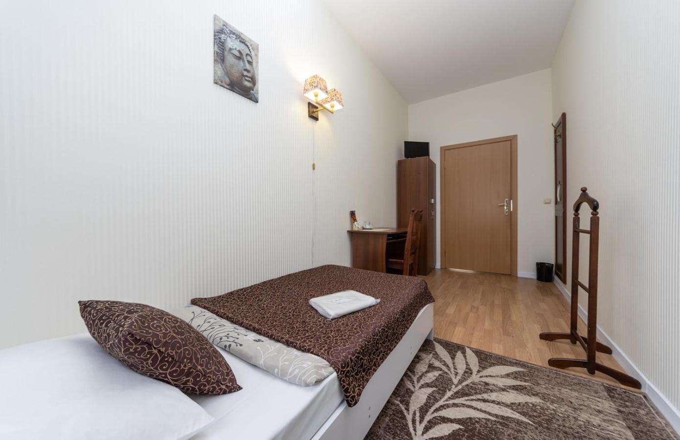 Mini-Hotel Guest Residence キエフ エクステリア 写真