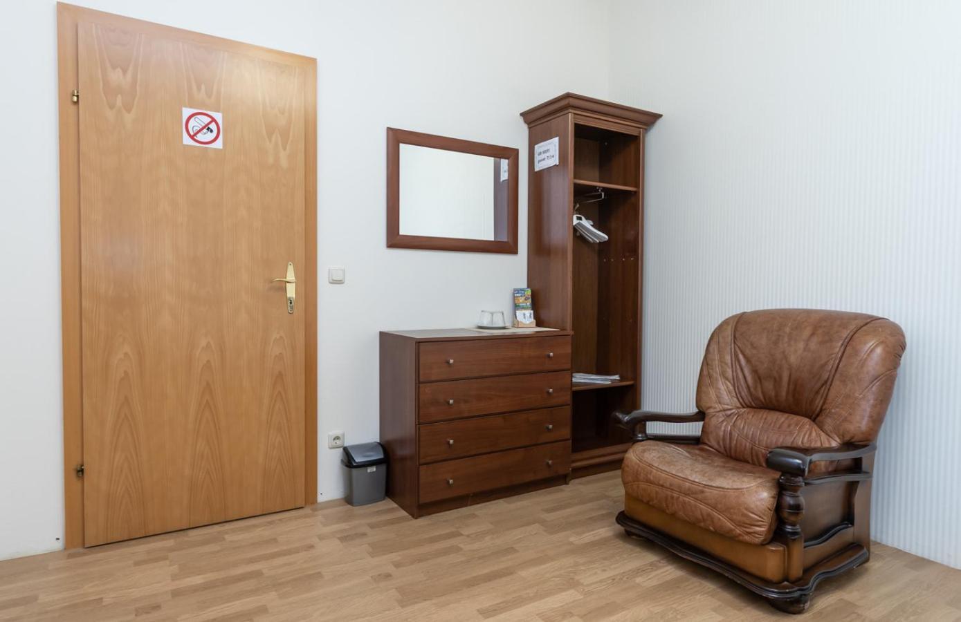 Mini-Hotel Guest Residence キエフ エクステリア 写真