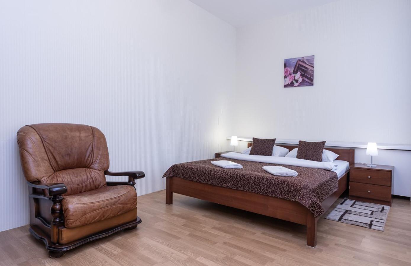 Mini-Hotel Guest Residence キエフ エクステリア 写真