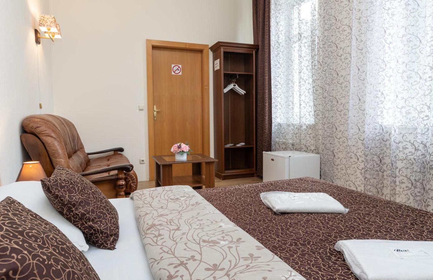 Mini-Hotel Guest Residence キエフ エクステリア 写真