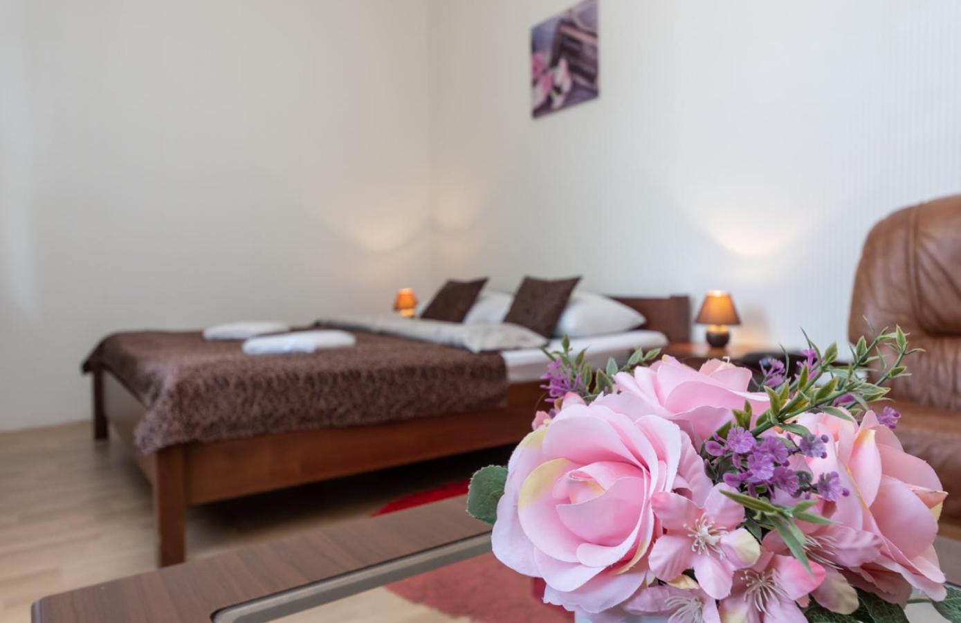 Mini-Hotel Guest Residence キエフ エクステリア 写真